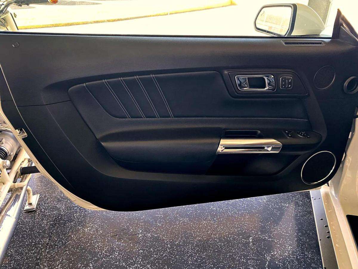 ford-mustang-2018-gasolina-4951cc