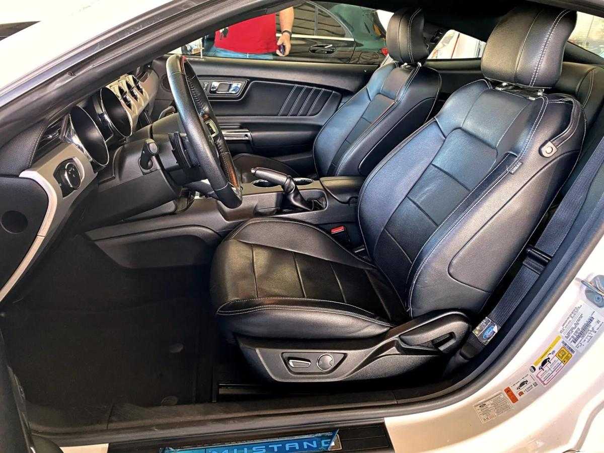 ford-mustang-2018-gasolina-4951cc