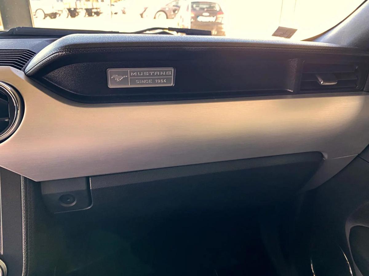 ford-mustang-2018-gasolina-4951cc