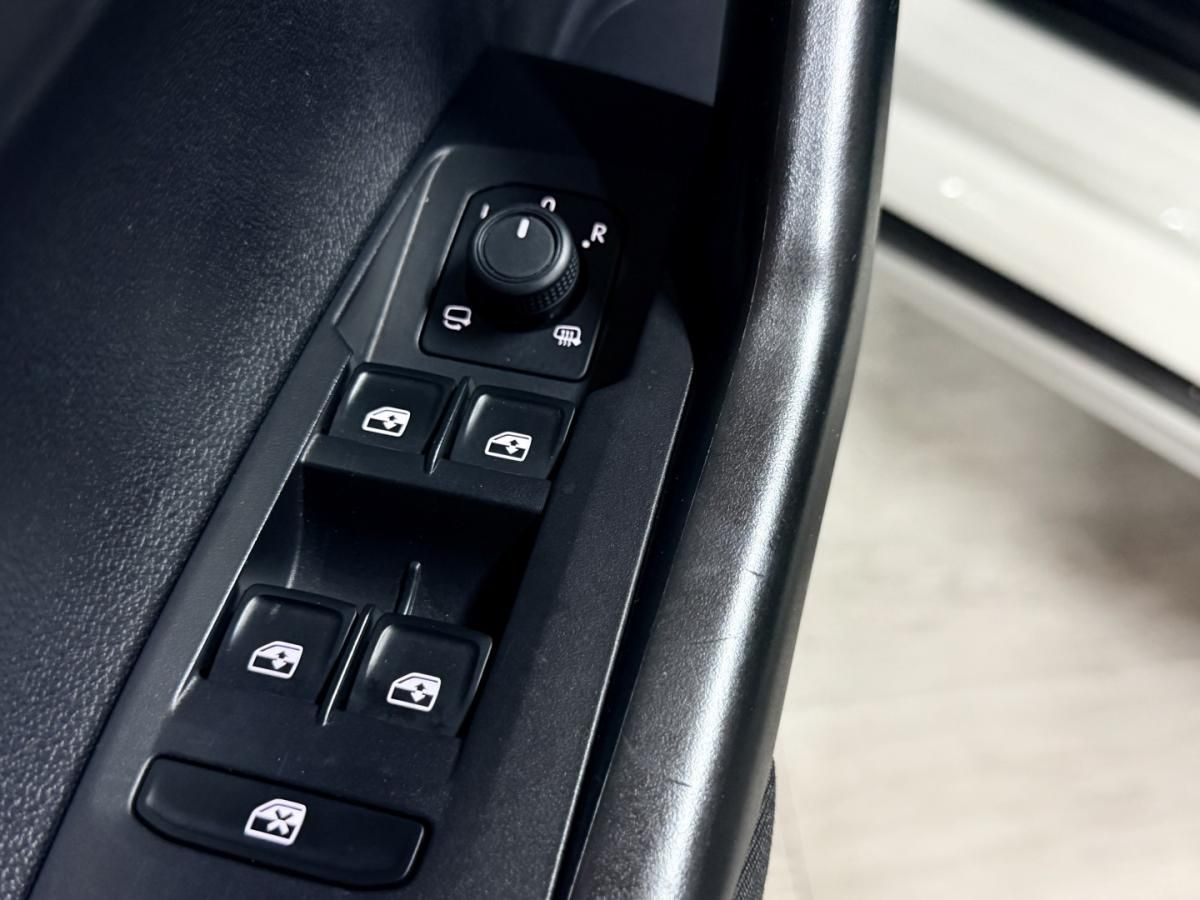 volkswagen-taigo-2023-gasolina-999cc