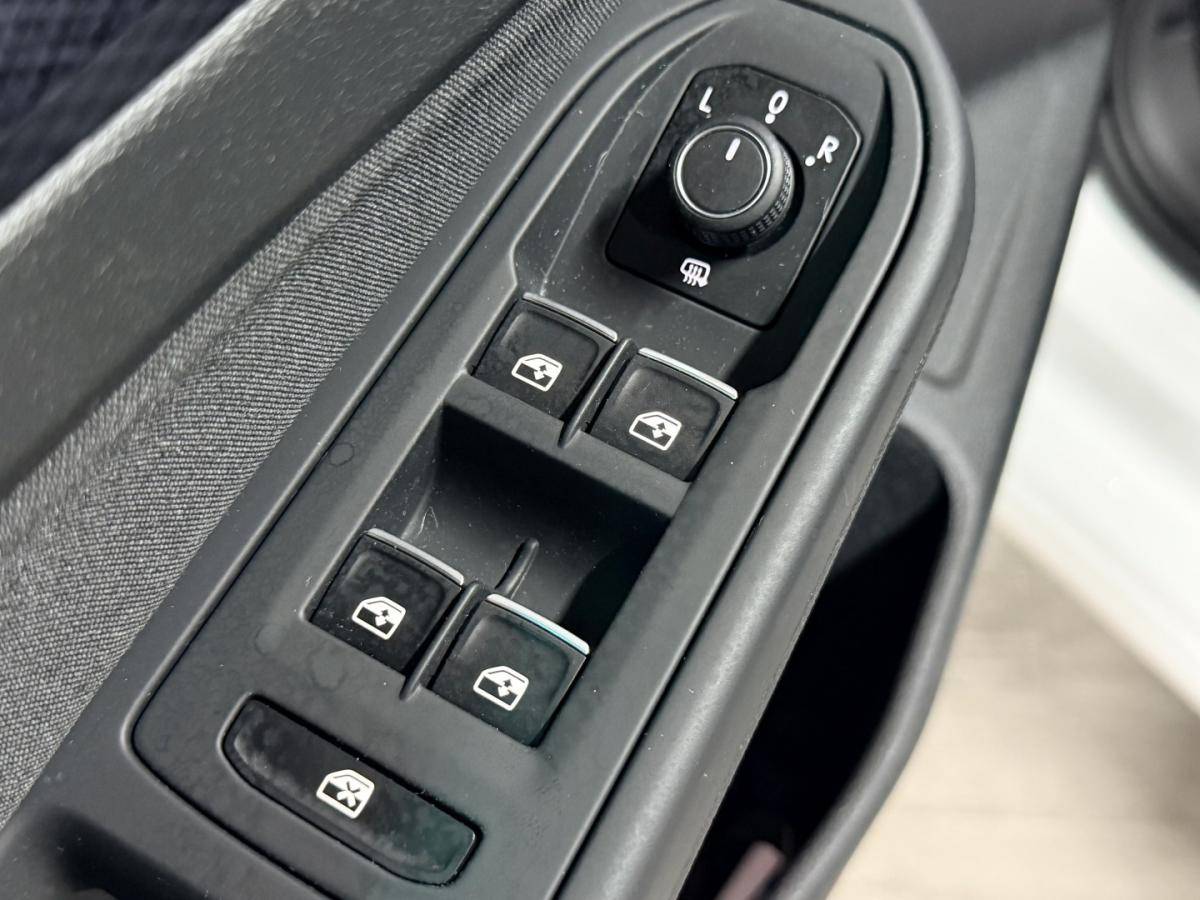 volkswagen-golf-2020-gasolina-999cc