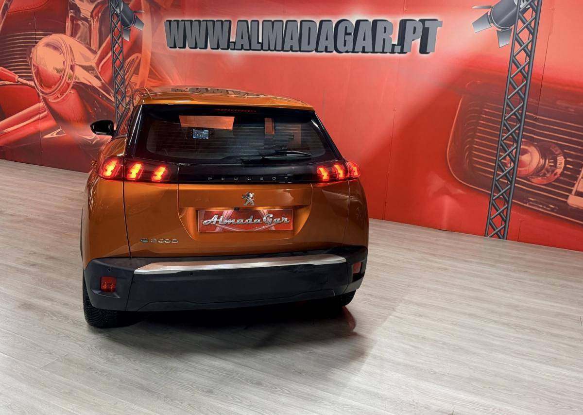 peugeot-e-2008-2023-eletrico-0cc