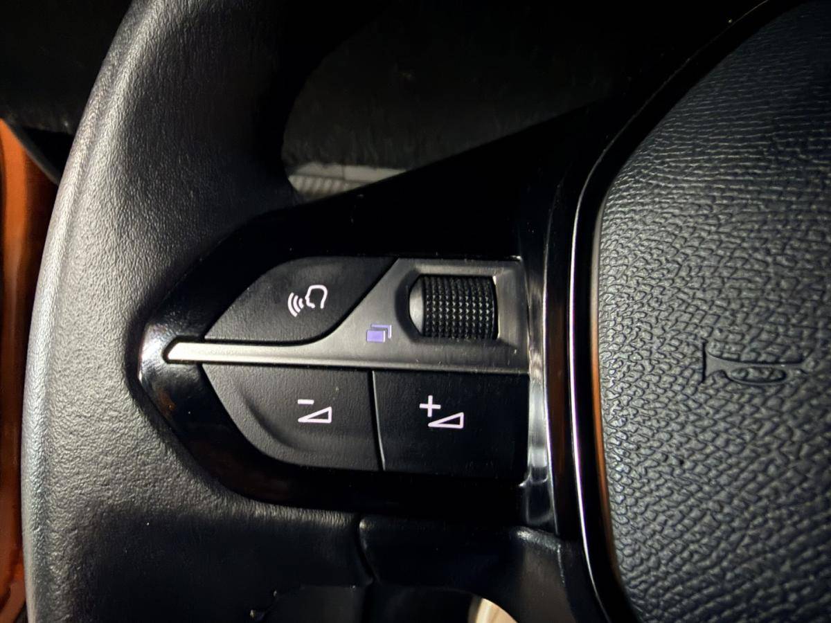 peugeot-e-2008-2023-eletrico-0cc
