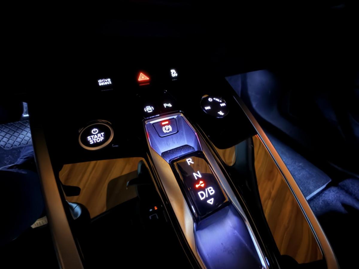 audi-q4-e-tron-2022-eletrico-0cc