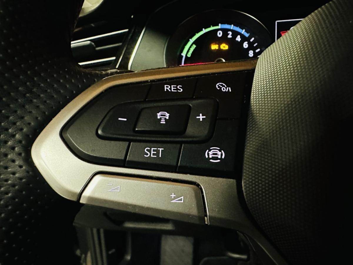 volkswagen-passat-variant-2021-hibrido-1395cc