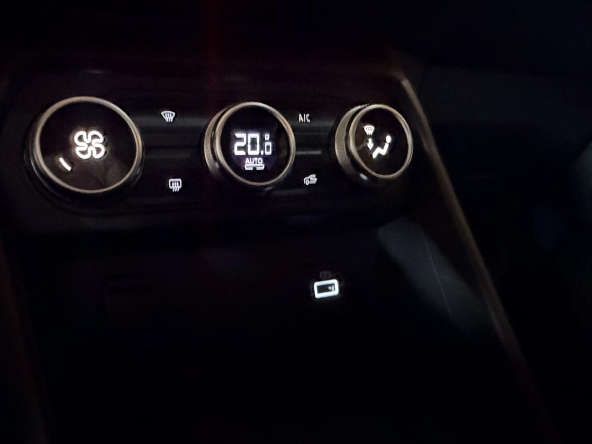dacia-sandero-2022-gasolina-999cc