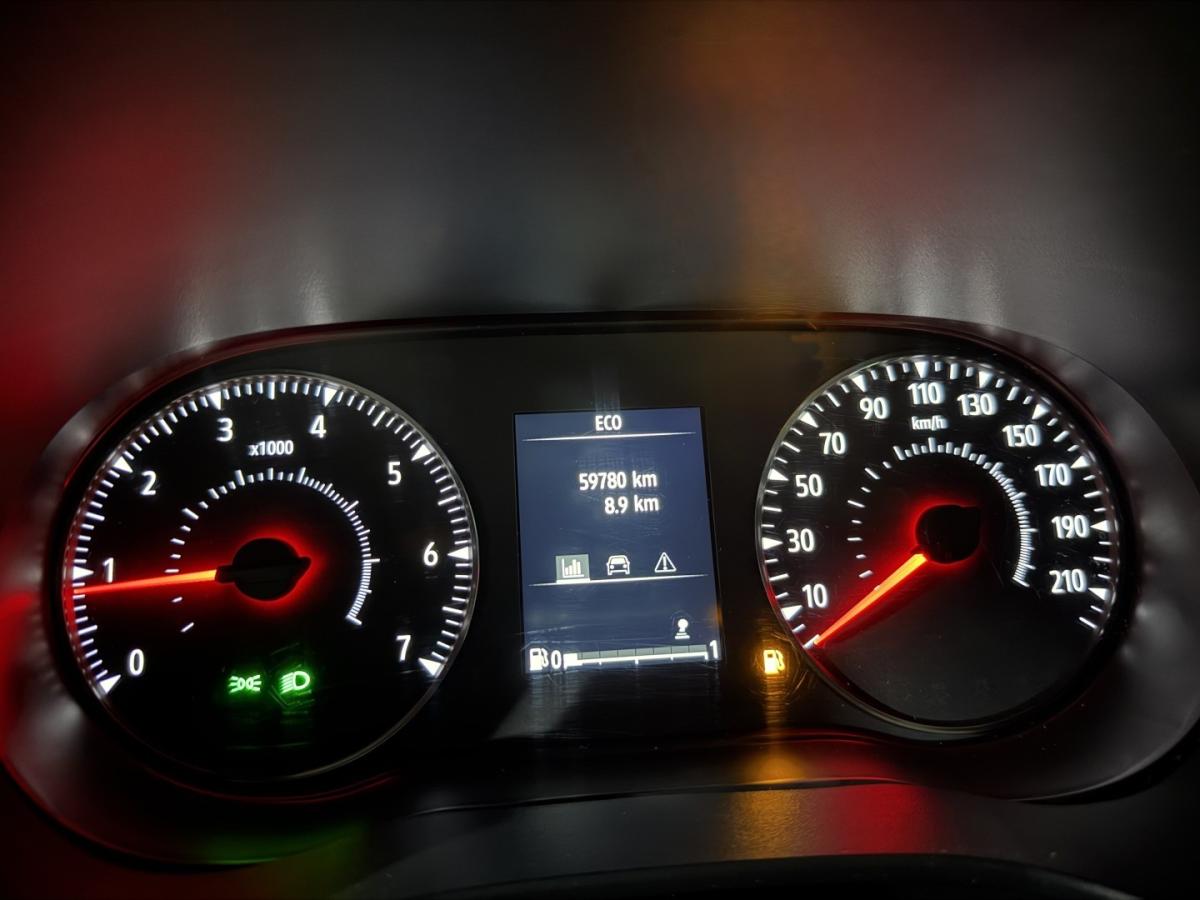 dacia-sandero-2022-gasolina-999cc