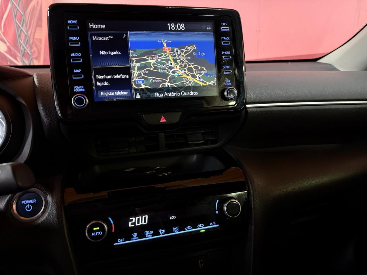 toyota-yaris-cross-2023-hibrido-1490cc