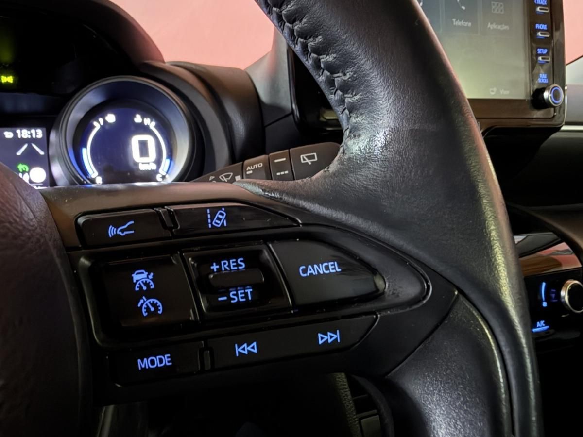toyota-yaris-cross-2023-hibrido-1490cc