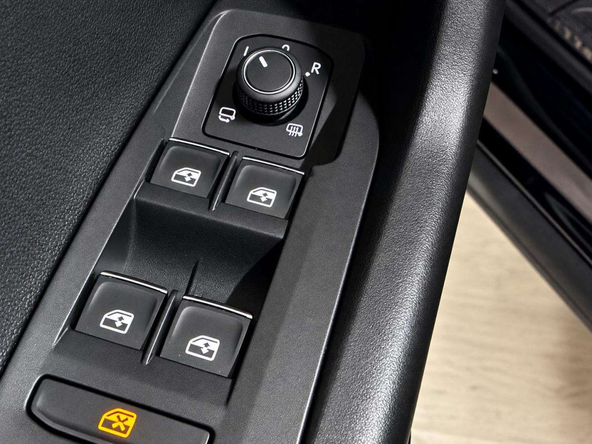 volkswagen-t-cross-2023-gasolina-999cc