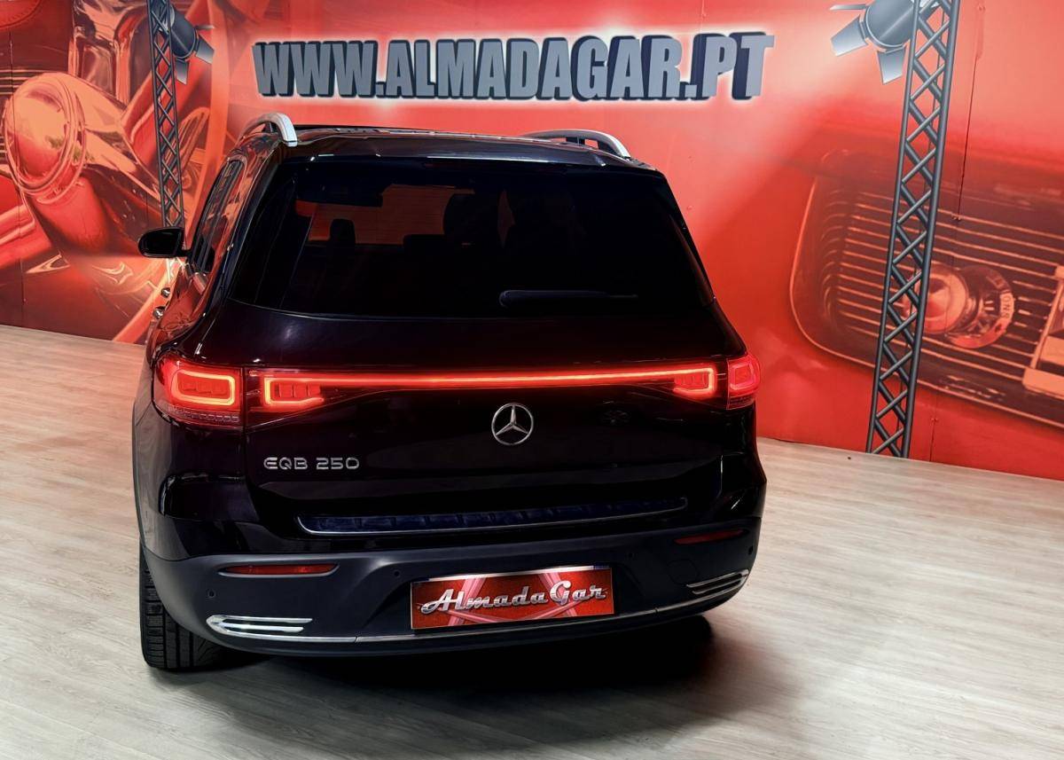 mercedes-benz-eqb-2023-eletrico-0cc