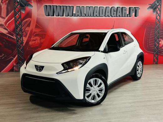toyota-aygo-x-2023-gasolina-998cc