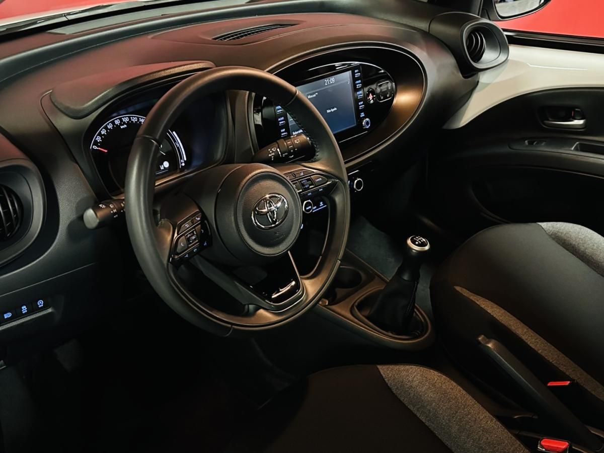 toyota-aygo-x-2023-gasolina-998cc