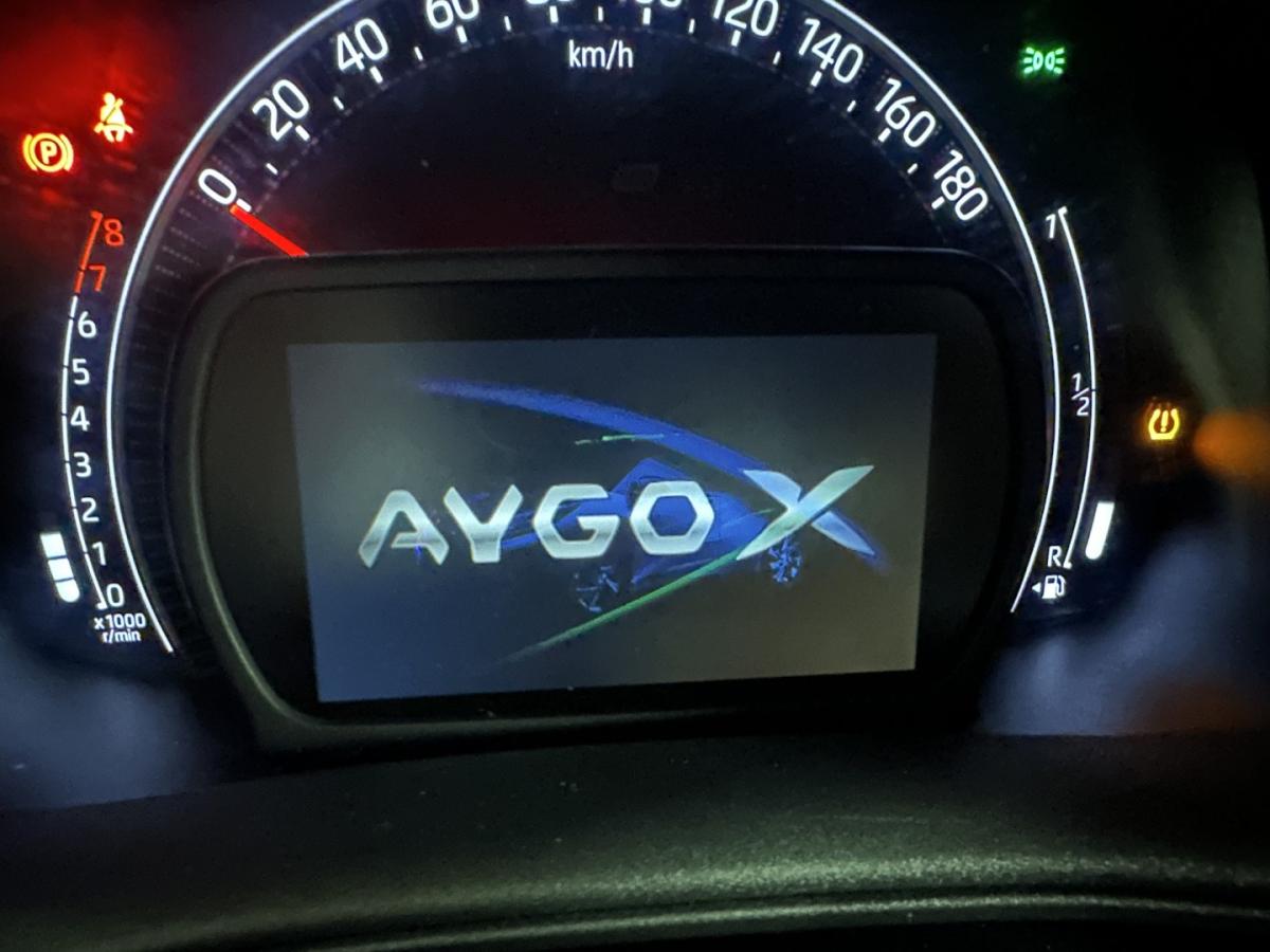 toyota-aygo-x-2023-gasolina-998cc