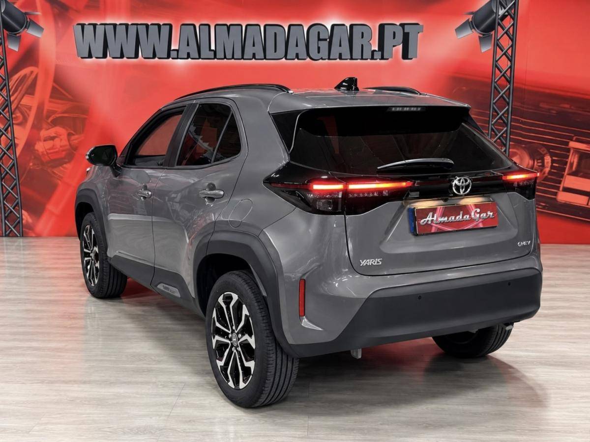 toyota-yaris-cross-2024-hibrido-1490cc