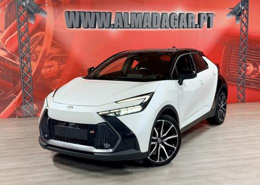 toyota-c-hr-2024-hibrido-1987cc