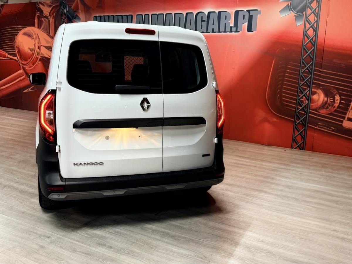 renault-kangoo-2022-eletrico-0cc