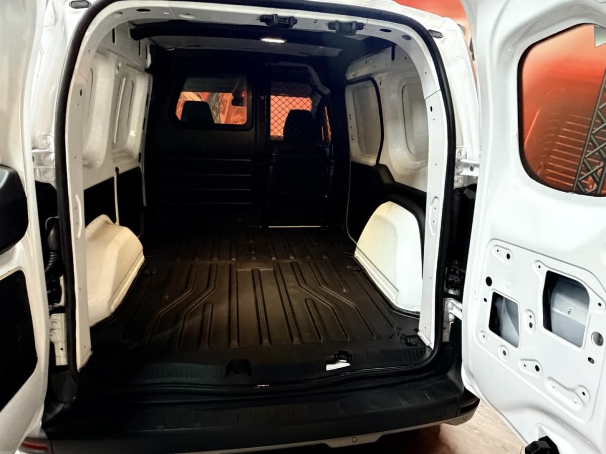 renault-kangoo-2022-eletrico-0cc