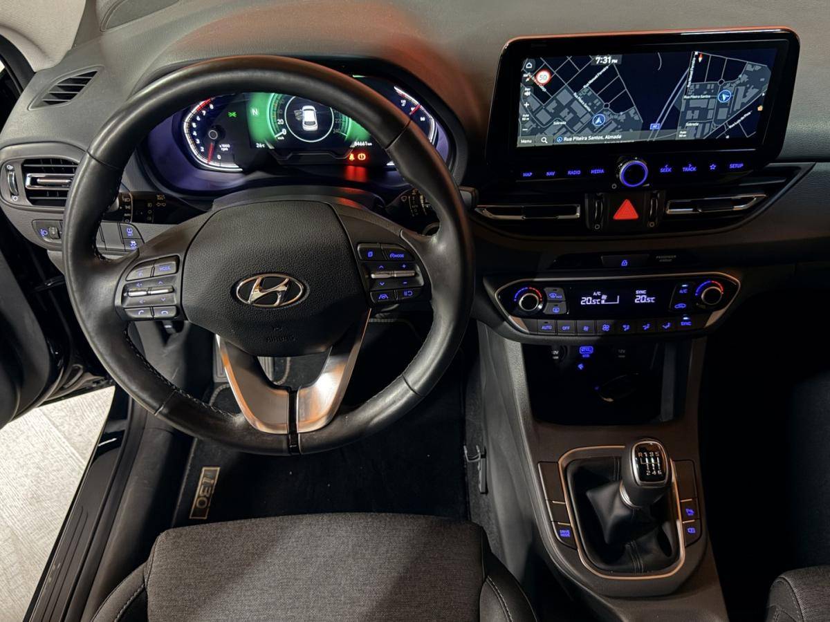 hyundai-i30-2022-gasolina-998cc