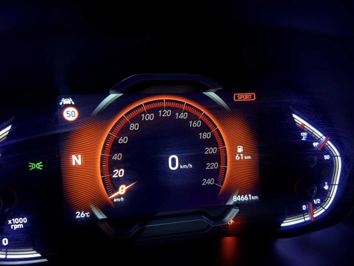 hyundai-i30-2022-gasolina-998cc