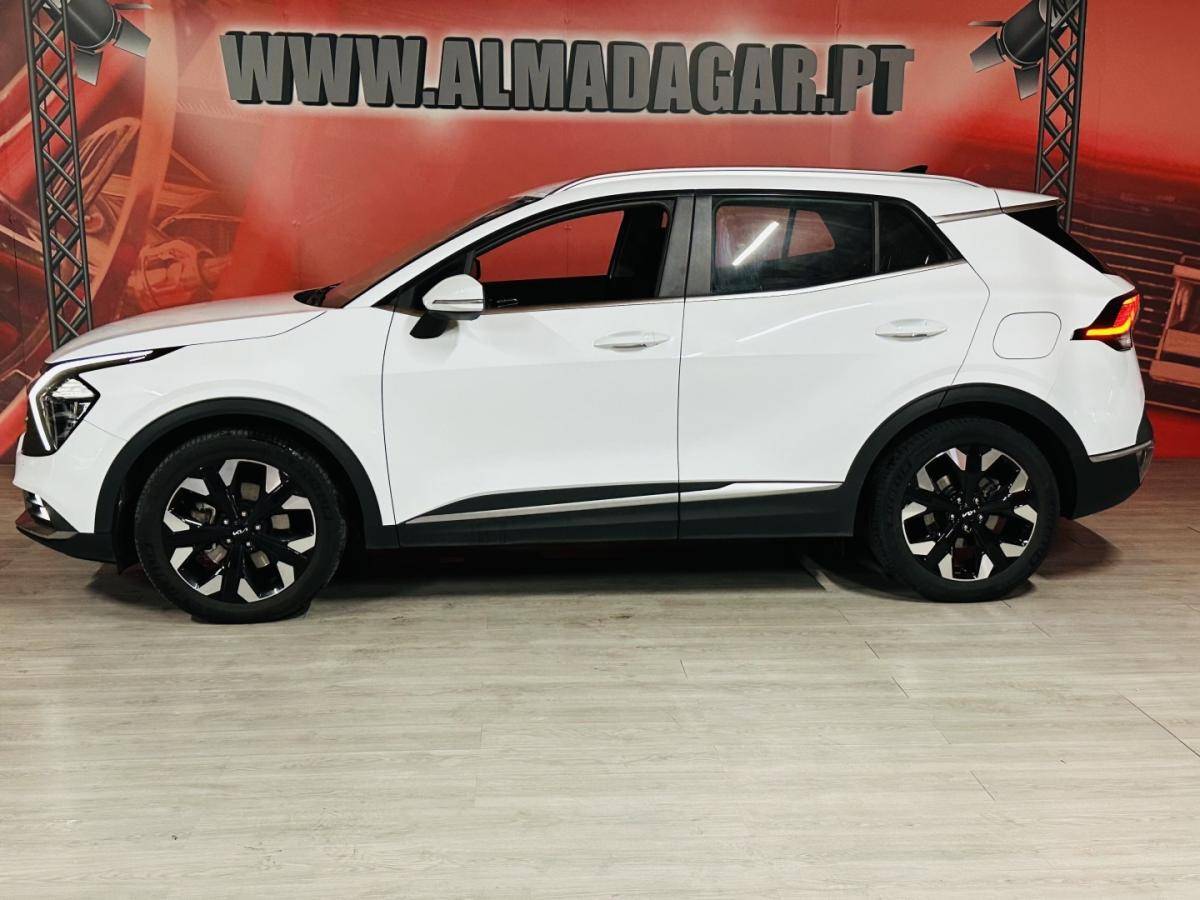 kia-sportage-2022-hibrido-1598cc
