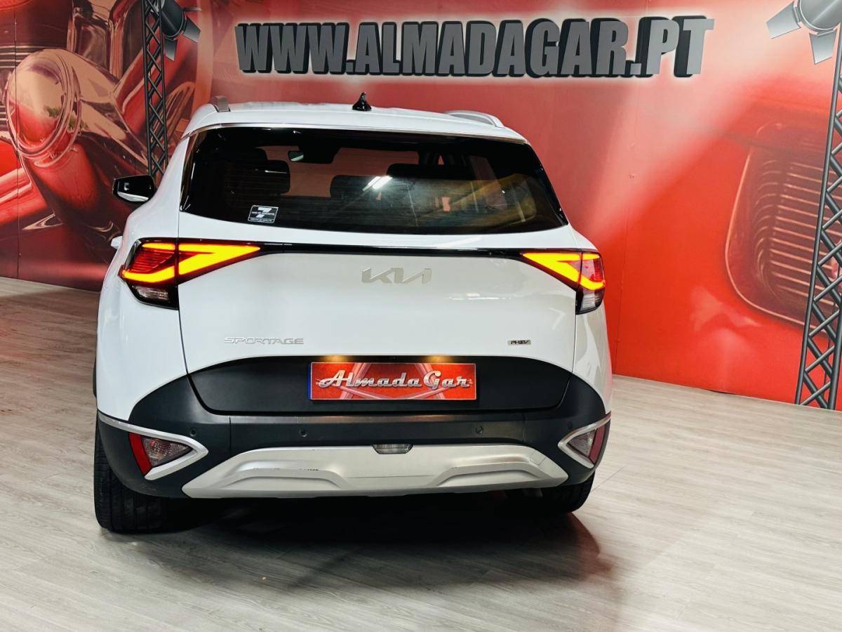 kia-sportage-2022-hibrido-1598cc