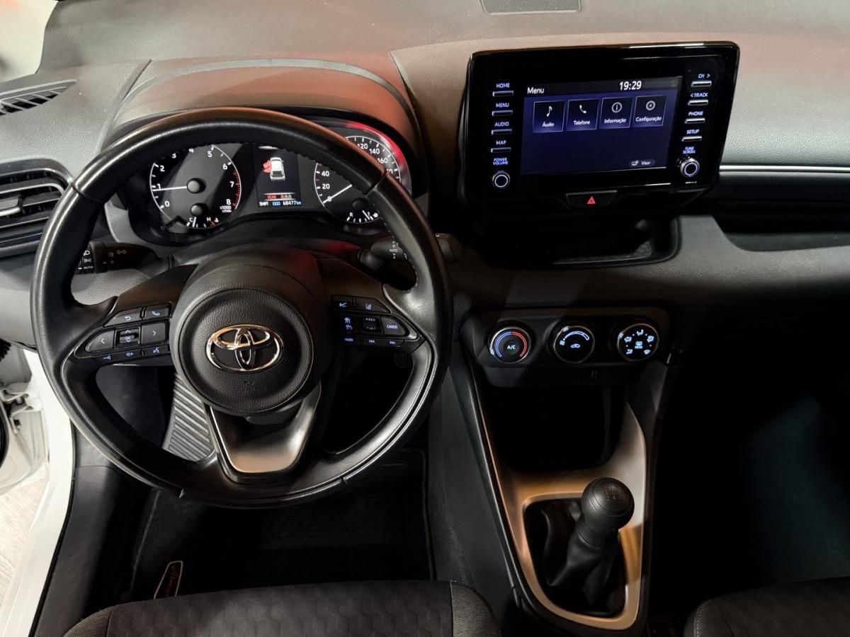 toyota-yaris-2022-gasolina-998cc