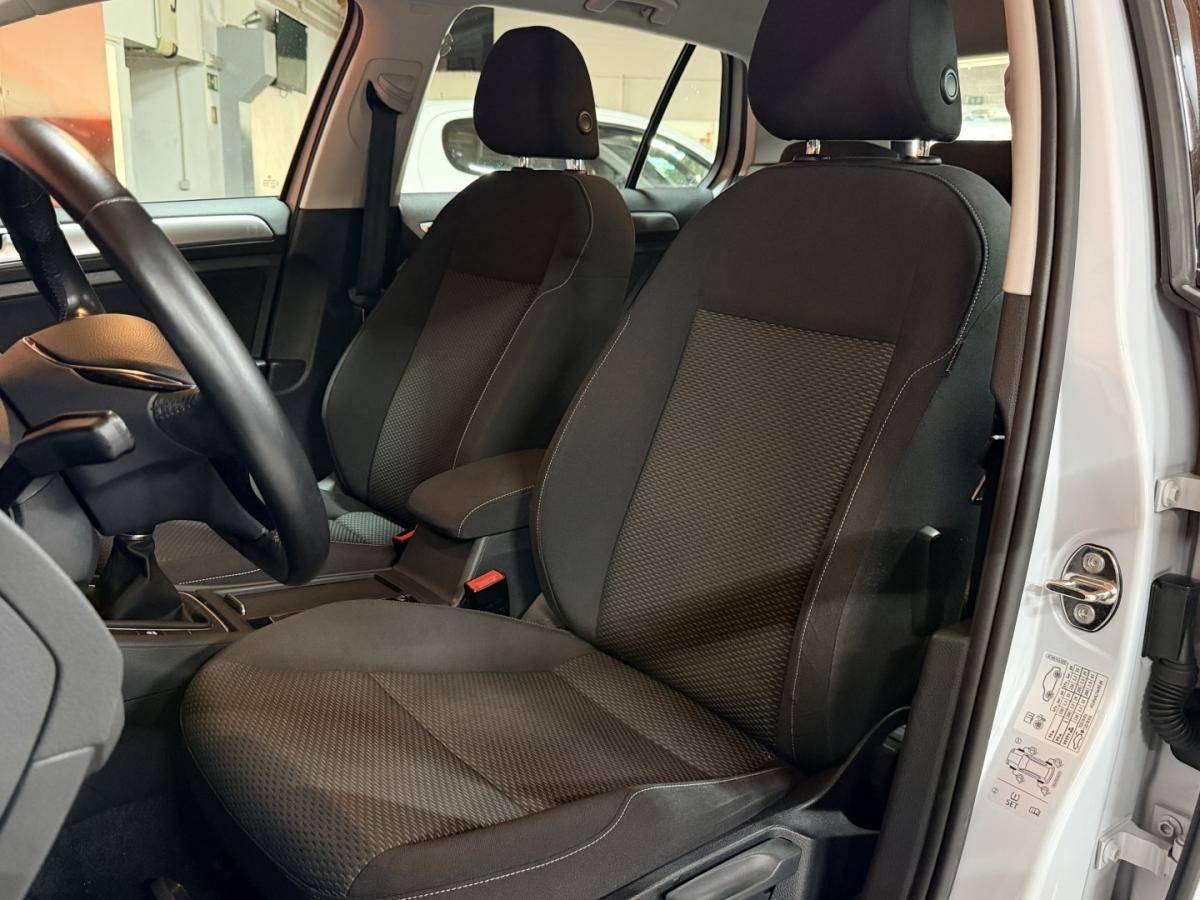 volkswagen-golf-2017-gasolina-999cc