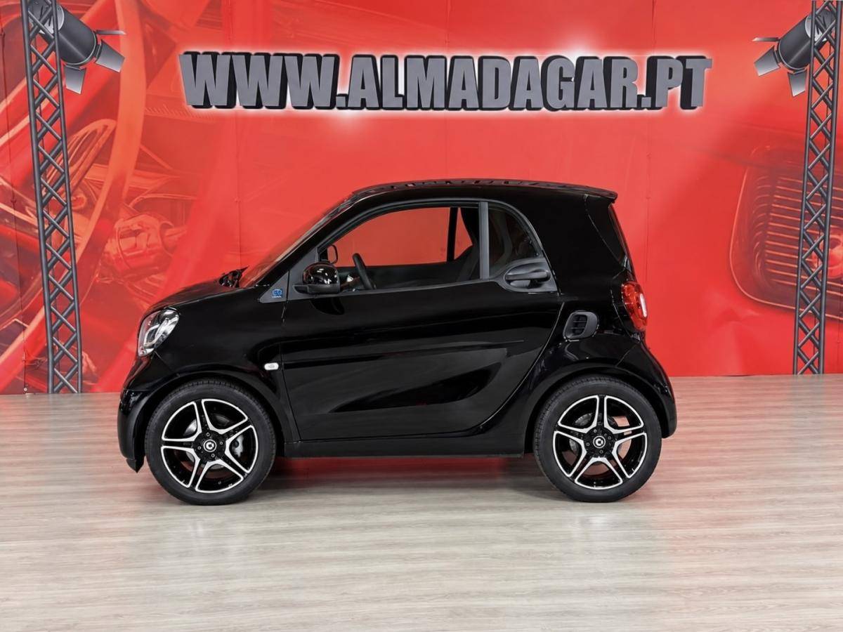 smart-fortwocoupe-2023-eletrico-0cc