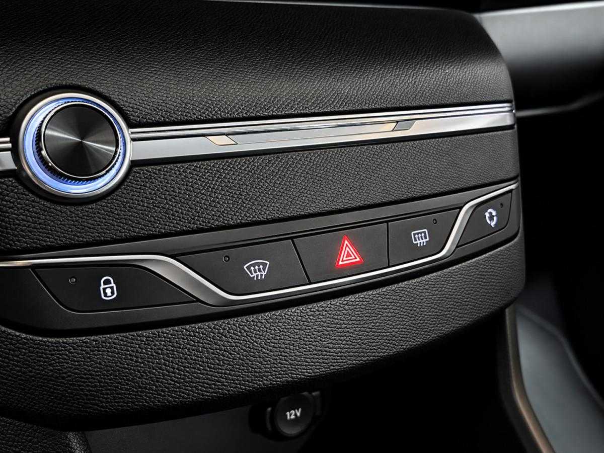 peugeot-308-2021-gasolina-1199cc
