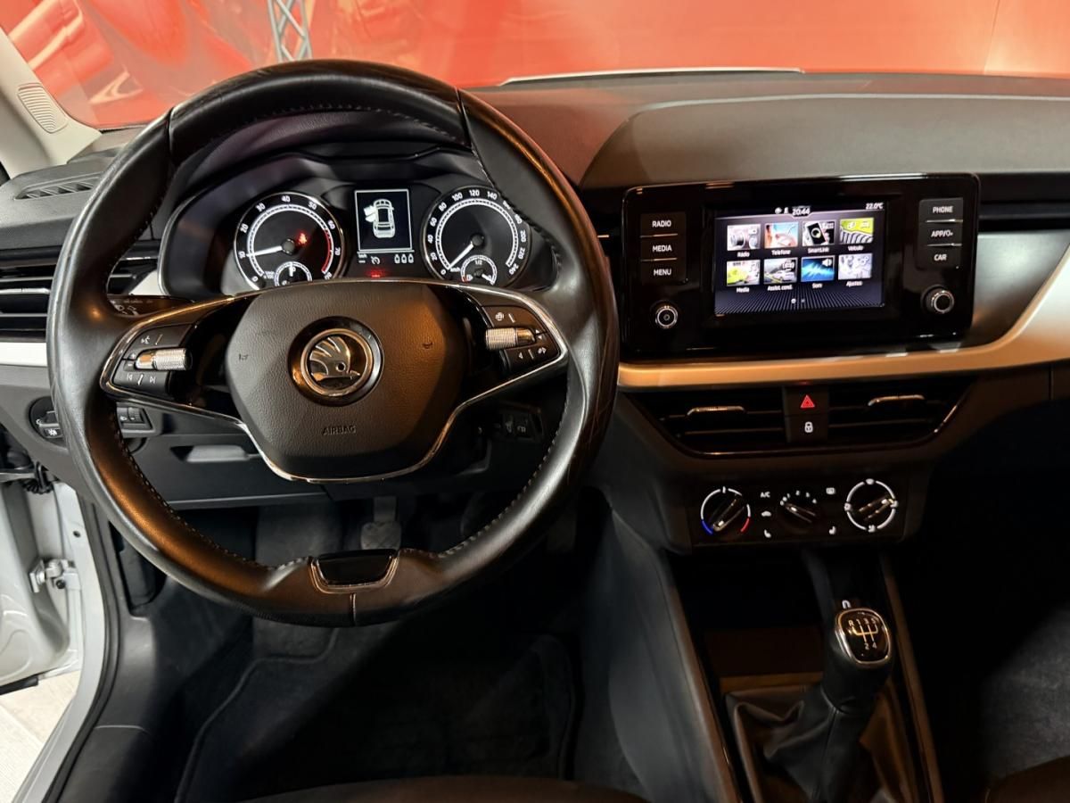 skoda-kamiq-2023-gasolina-999cc