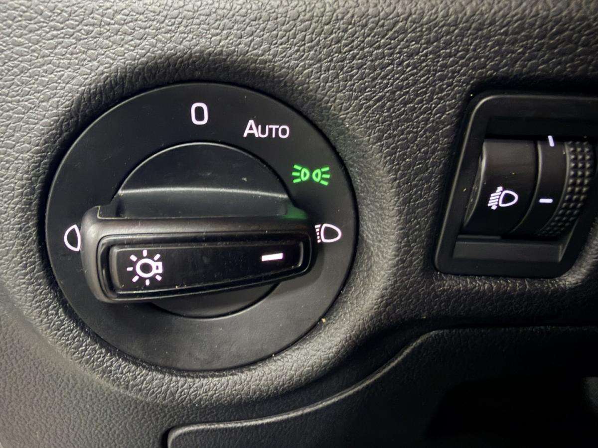 skoda-kamiq-2023-gasolina-999cc