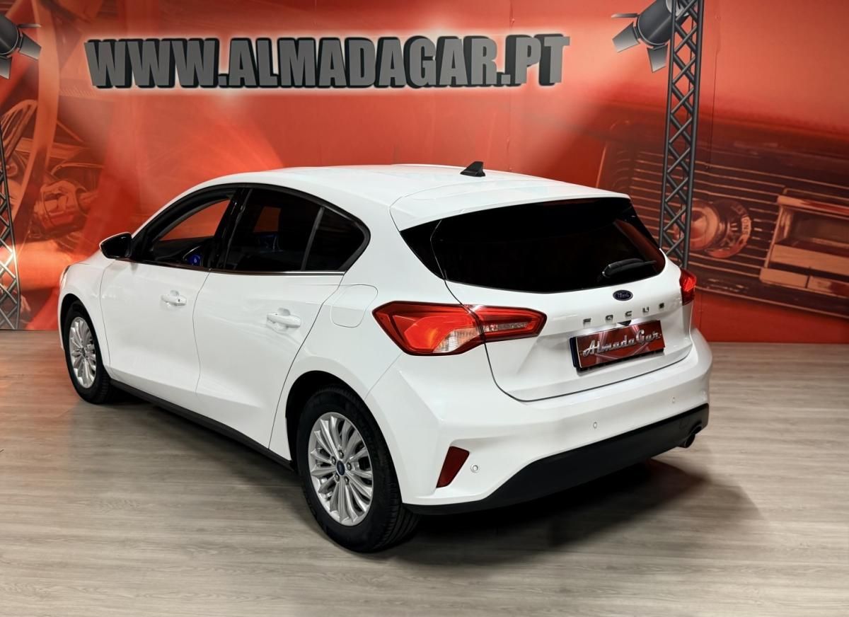 ford-focus-2022-gasolina-998cc