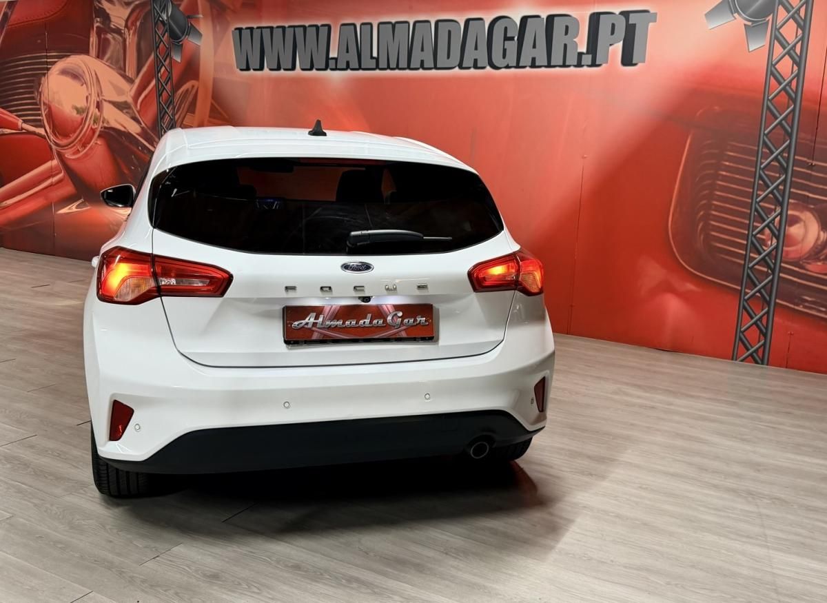 ford-focus-2022-gasolina-998cc