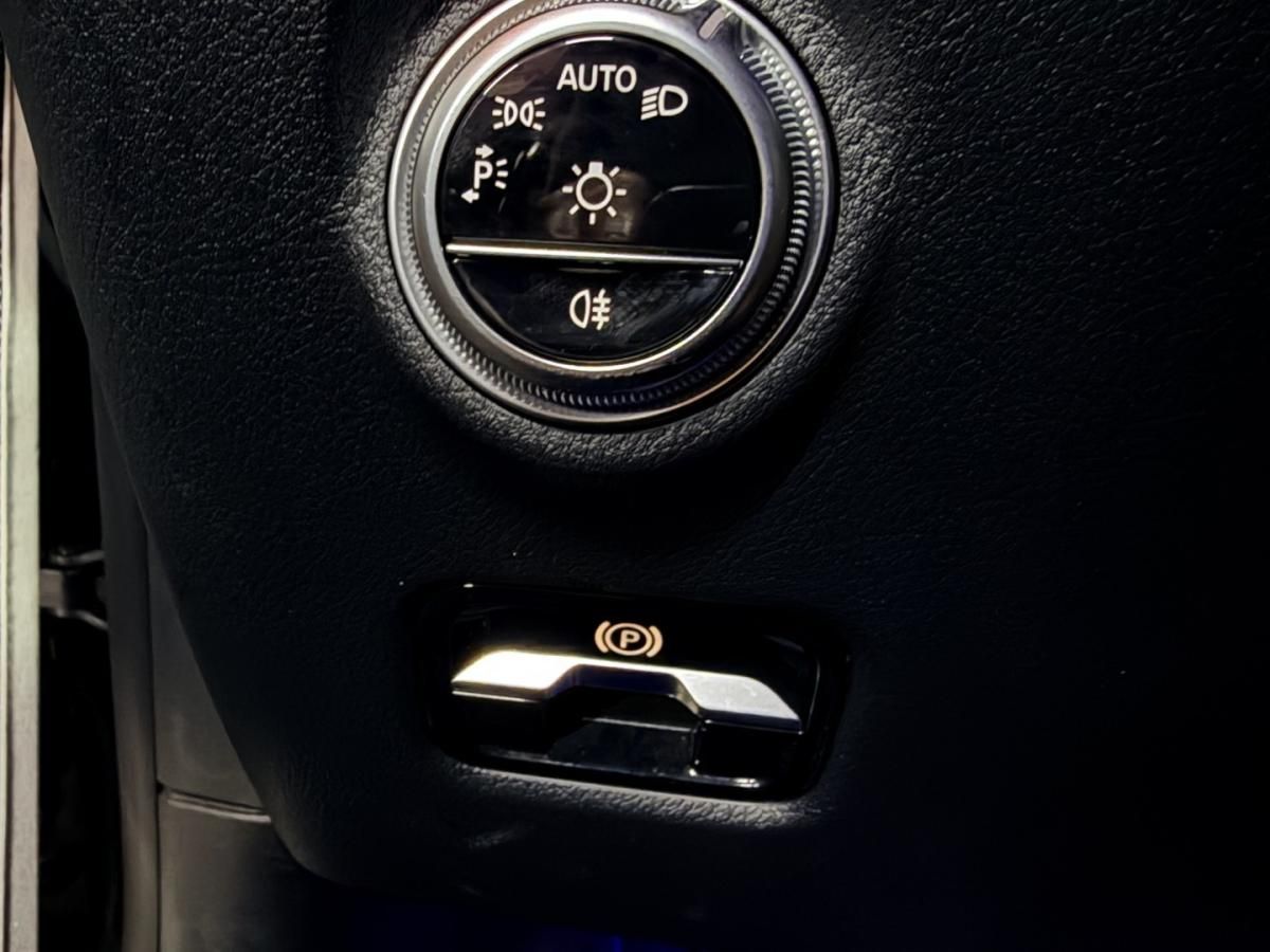 mercedes-benz-classe-c-2023-hibrido-1999cc