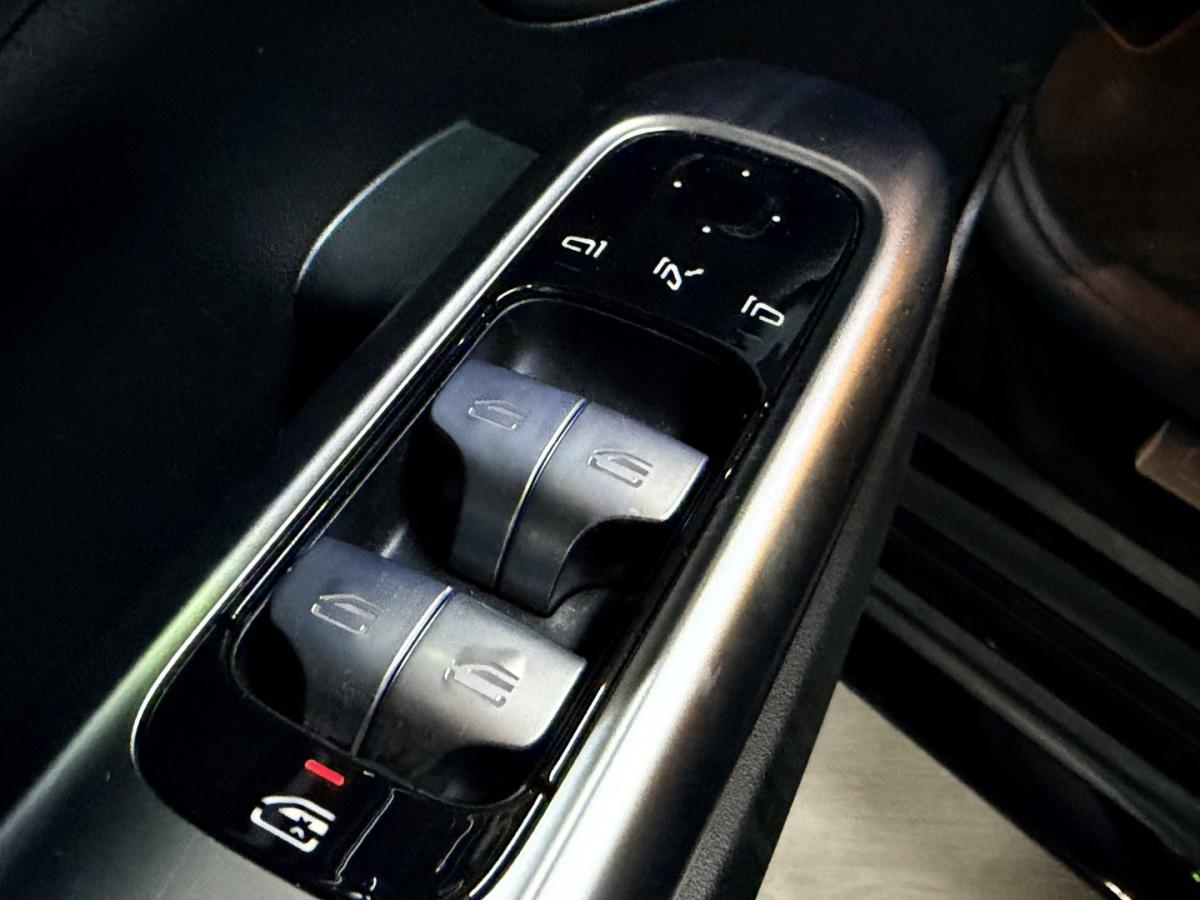 mercedes-benz-classe-c-2023-hibrido-1999cc
