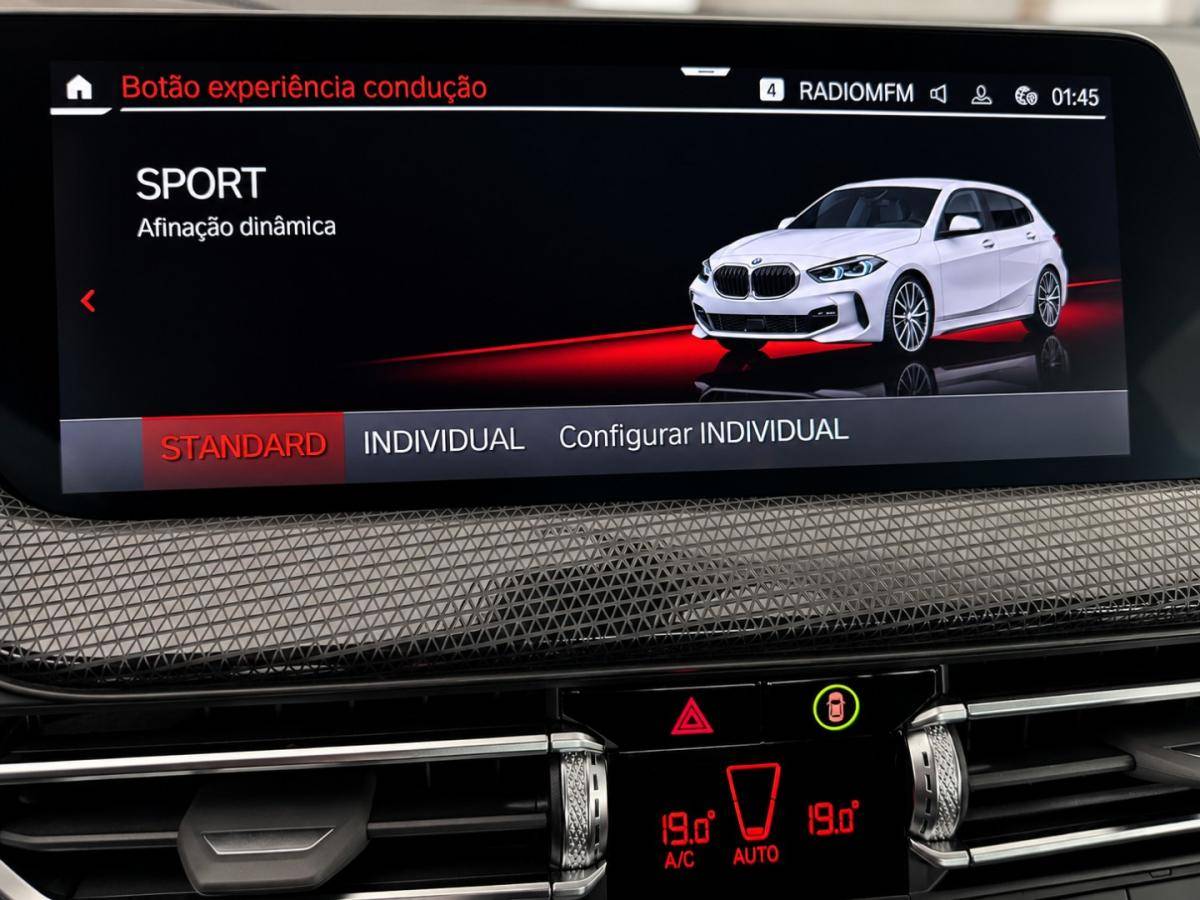 bmw-serie-1-2023-gasolina-1499cc