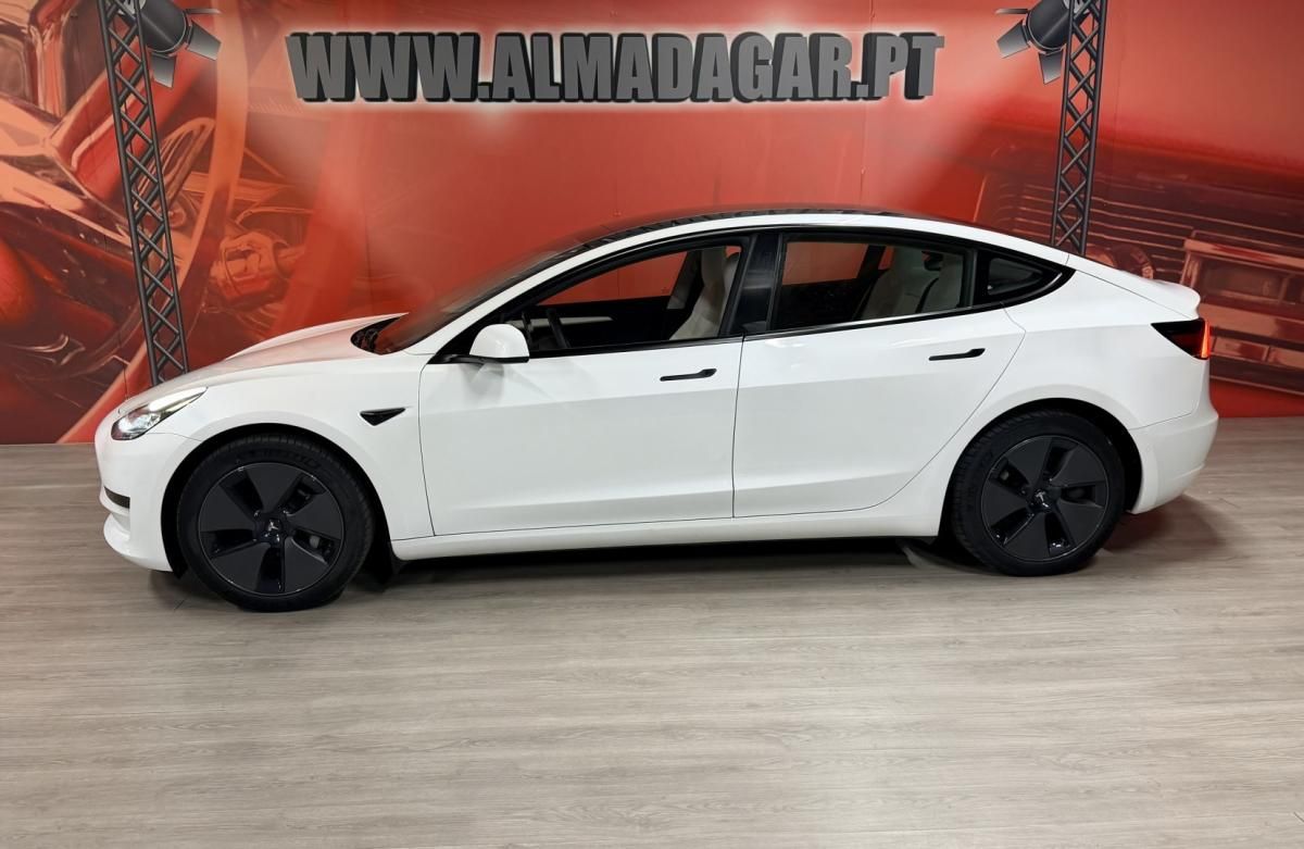 tesla-model-3-2021-eletrico-0cc