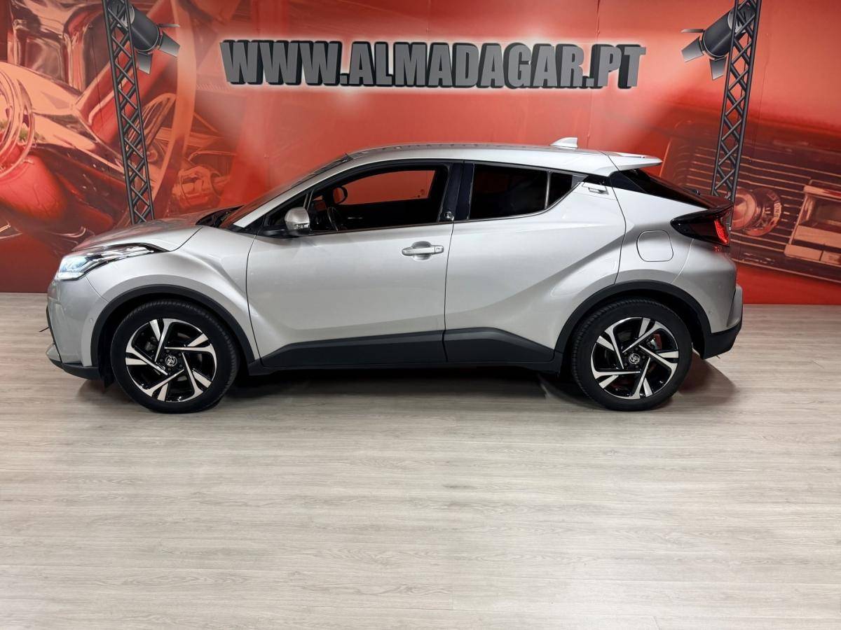 toyota-c-hr-2023-hibrido-1798cc