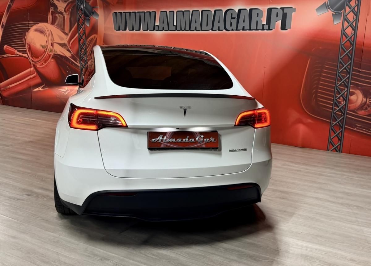 tesla-model-y-2024-eletrico-0cc