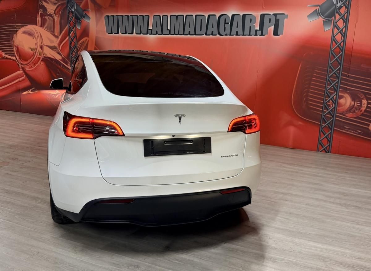 tesla-model-y-2023-eletrico-0cc