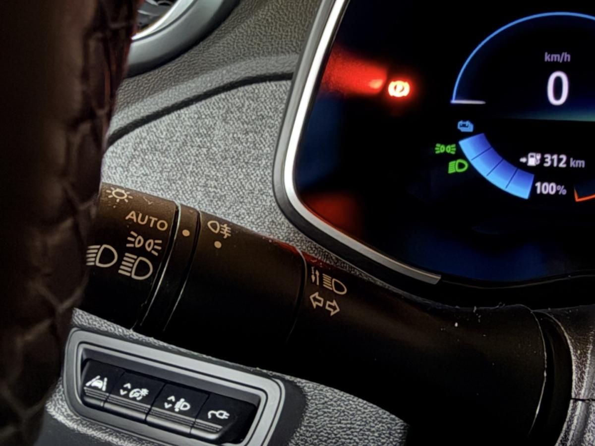 renault-zoe-2022-eletrico-0cc