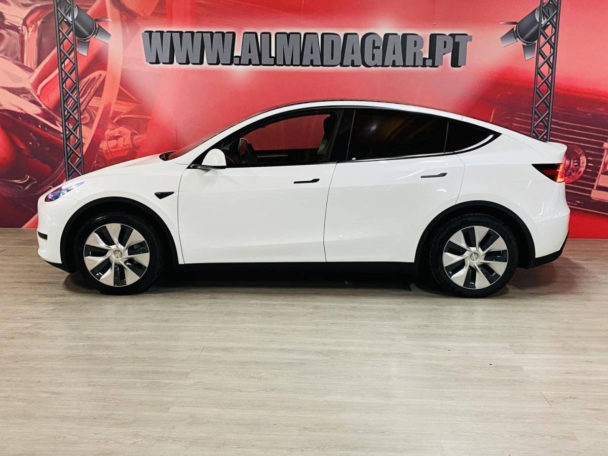 tesla-model-y-2023-eletrico-0cc