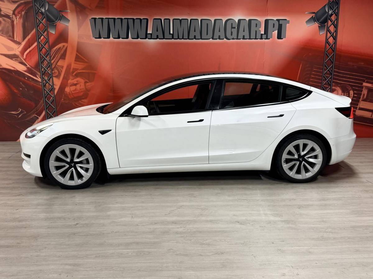 tesla-model-3-2022-eletrico-0cc