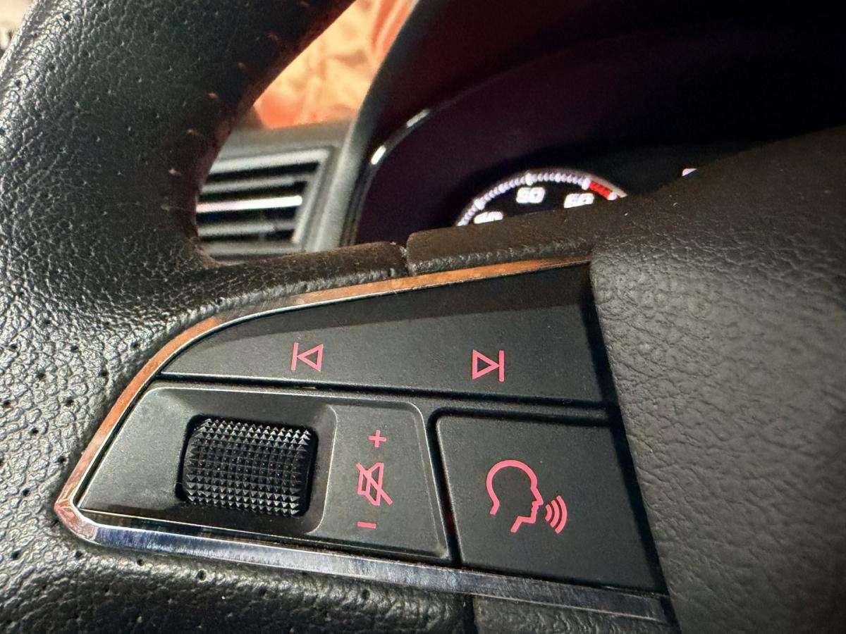 seat-arona-2019-gasolina-999cc