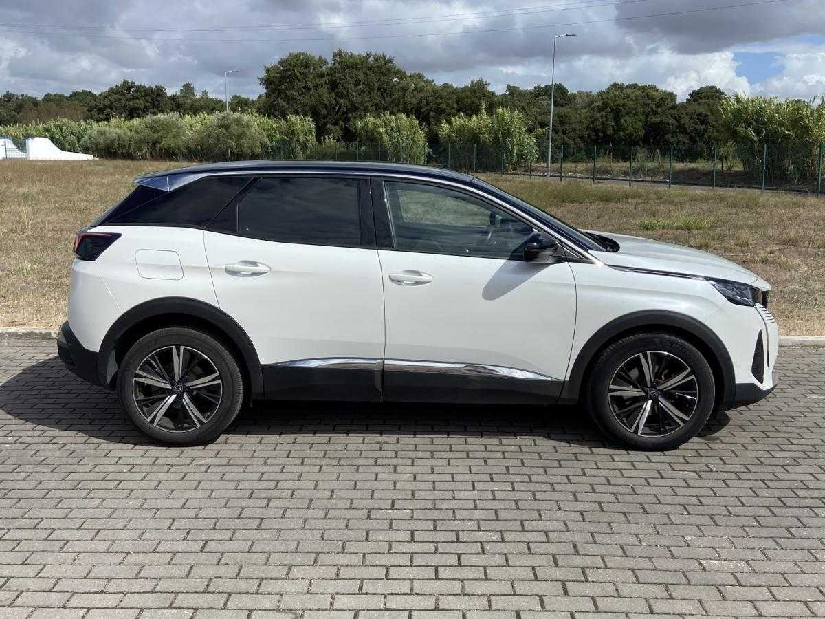 peugeot-3008-2023-diesel-1499cc