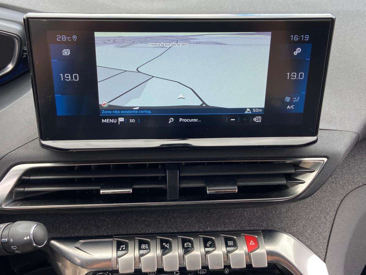 peugeot-3008-2023-diesel-1499cc