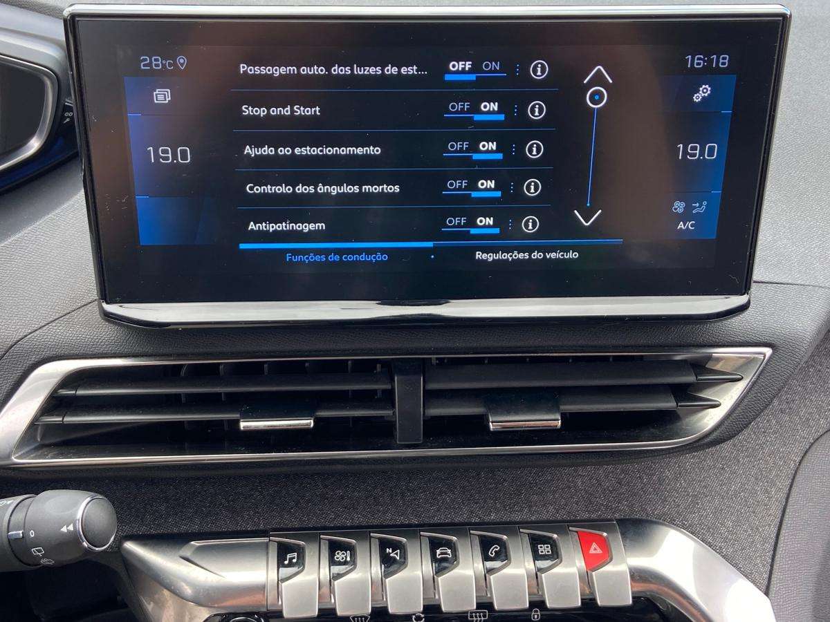 peugeot-3008-2023-diesel-1499cc