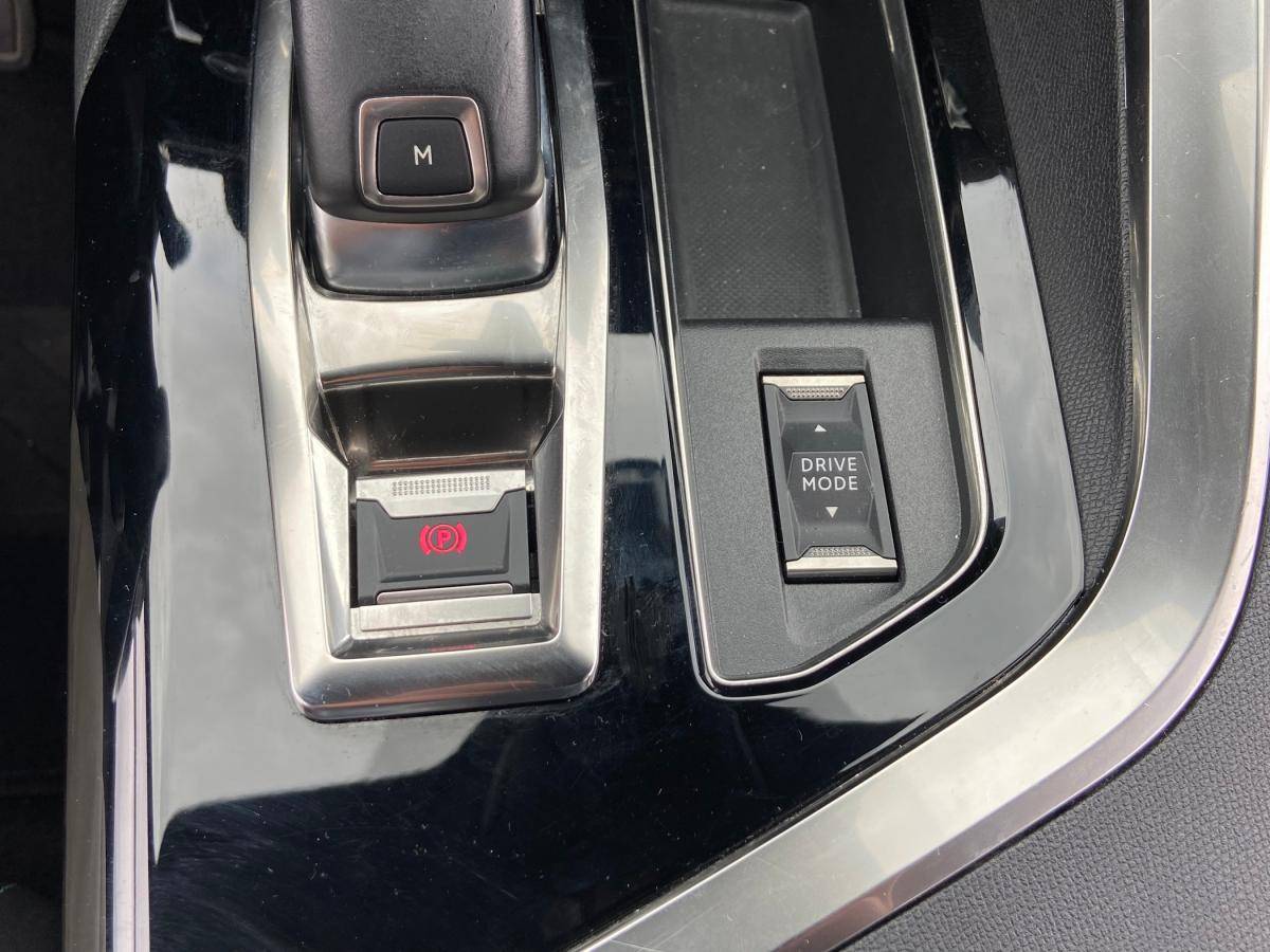 peugeot-3008-2023-diesel-1499cc
