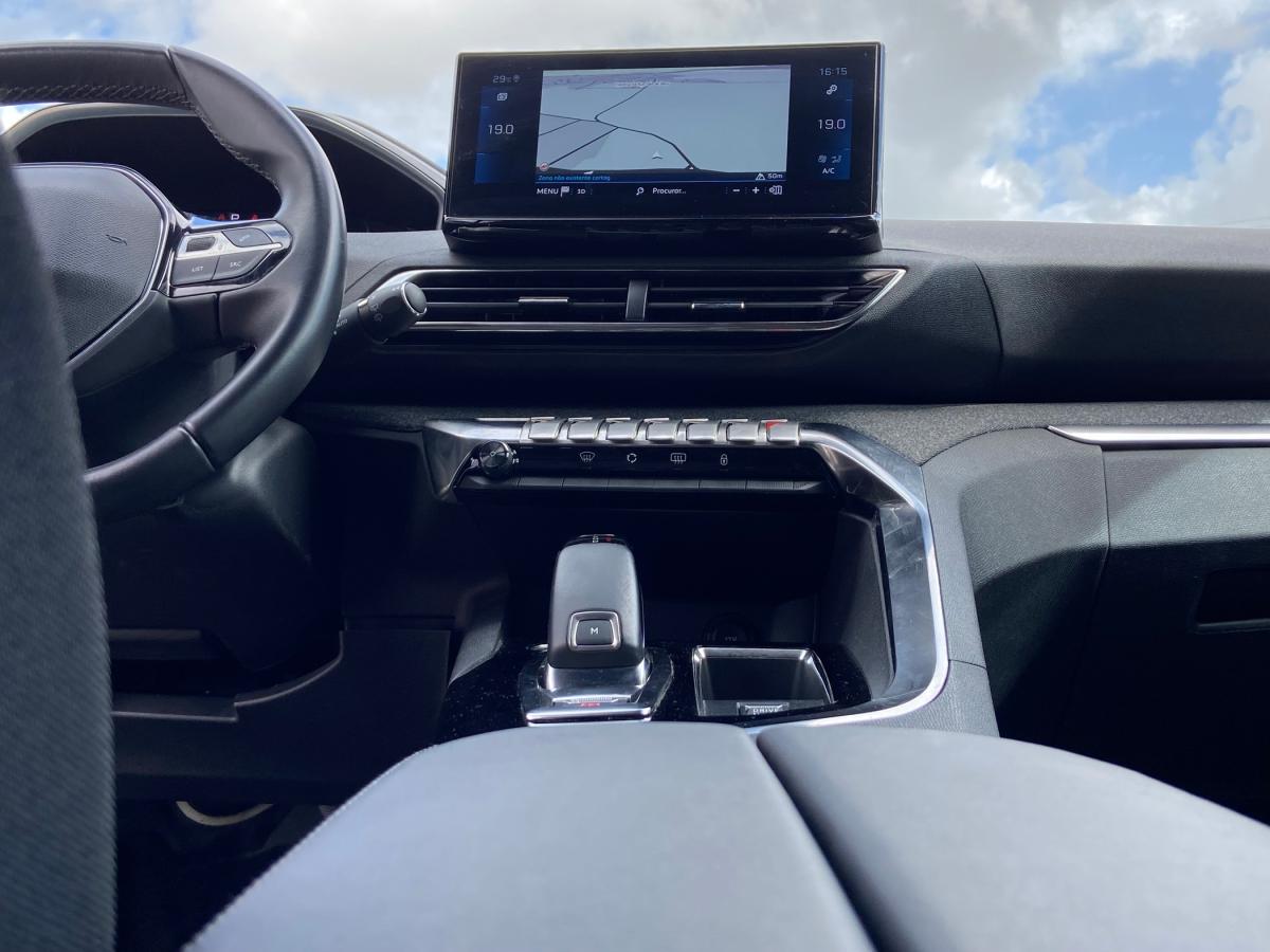 peugeot-3008-2023-diesel-1499cc